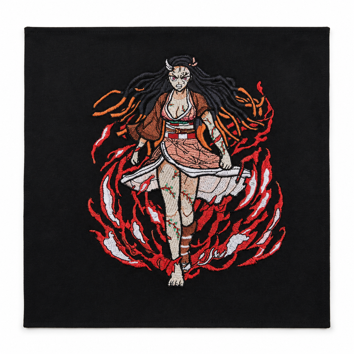 POLERÓN BORDADO - NEZUKO FUEGO - DEMON SLAYER